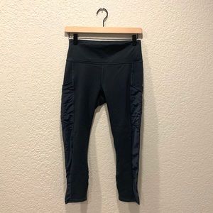 Fabletics 7/8 Mesh Pocket Leggings
